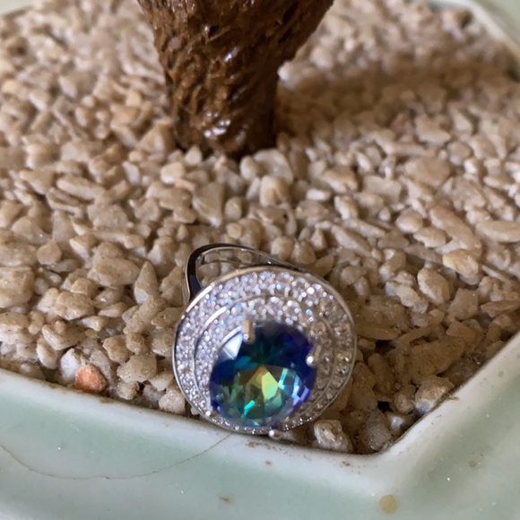 Vintage 925 mystic topaz & white sapphire ring main image 2